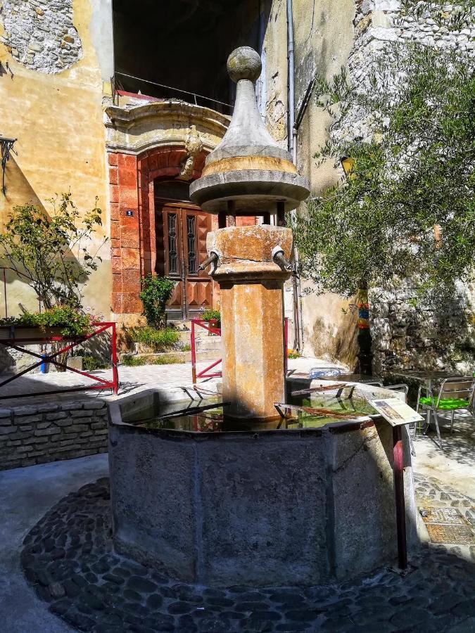 La Frigoule, Un Gite Au Coeur Du Parc Des Cevennes Generargues ภายนอก รูปภาพ
